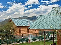 The FrozenFall Resort - Gulmarg