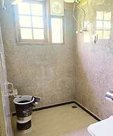 The FrozenFall Resort - Gulmarg