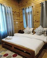 The FrozenFall Resort - Gulmarg