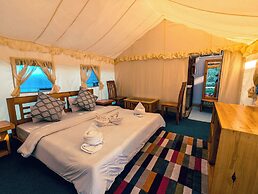 The FrozenFall Resort - Gulmarg