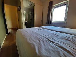 2 new Modern Homes Located Next to Each Other