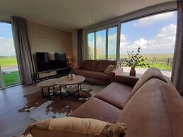 2 new Modern Homes Located Next to Each Other