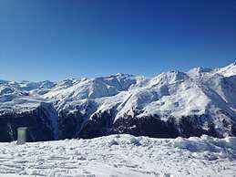 Nice Apartment in Hopfen am See