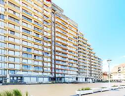 Apartment in Nieuwpoort With sea Beach