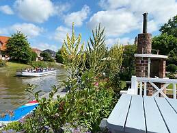 Beautiful View in the Anchor House on the Siel