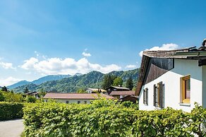 Comfort With Garden Views