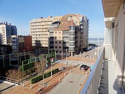 Apartment in Nieuwpoort With the Beach