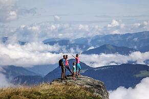Lush Chalet in Zillertal Near Ski-lift
