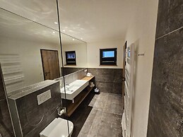 Lush Chalet in Zillertal Near Ski-lift