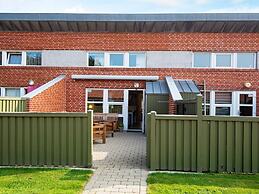 6 Person Holiday Home on a Holiday Park in Hemmet