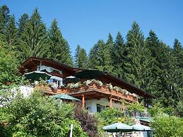 Luxurious Apartment With Sauna