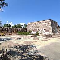 Villetta Paduli - Immersa nel Verde con Vista Mare e Giardino Privato