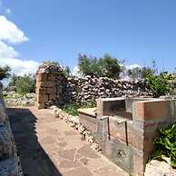 Villetta Paduli - Immersa nel Verde con Vista Mare e Giardino Privato