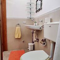 Villetta Paduli - Immersa nel Verde con Vista Mare e Giardino Privato