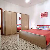 Villetta Paduli - Immersa nel Verde con Vista Mare e Giardino Privato