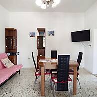 Villetta Paduli - Immersa nel Verde con Vista Mare e Giardino Privato