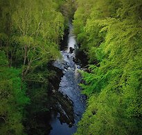 Highland & Transylvania Glamping Pod