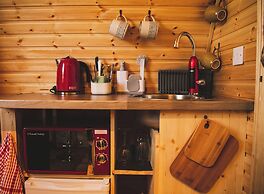 Highland & Transylvania Glamping Pod