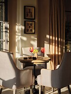 Collegio alla Querce, Auberge Collection