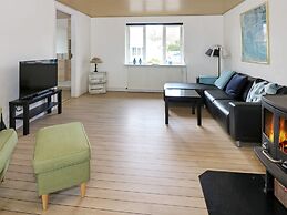 6 Person Holiday Home in Hadsund