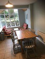 Comfortable Baltimore Home With Modern Amenities Ideal for Families