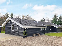10 Person Holiday Home in Fjerritslev