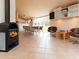 10 Person Holiday Home in Fjerritslev