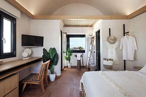 Aja Retreat Luxury Suites