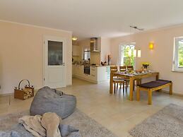 Holiday Home Bloom 2