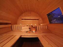 Holiday Home Bloom 2