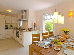 Holiday Home Bloom 2