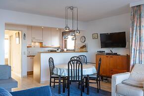 Corner Stay With Sea Views