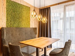 Modern Holiday Apartment With Balcony in Fugen