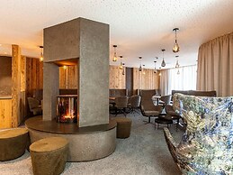 Modern Holiday Apartment With Balcony in Fugen