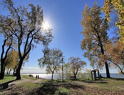 Holiday Apartment on Lake Goldberg