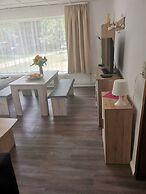 Lakeside Escape With Garden Fun