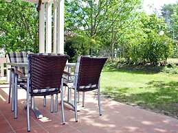 Comfy Apartment With 1 Bedroom and Balcony 134
