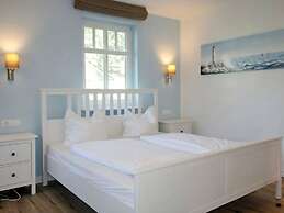 Comfy Apartment With 1 Bedroom and Balcony 134