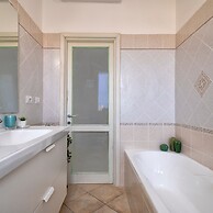 Sardinia Re - Emerald House