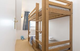 Fine Apartment With sea View