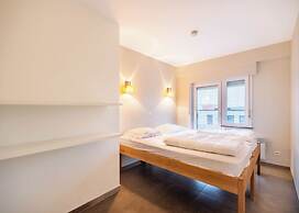 Lavish Apartment for 4 People With Seaview