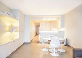 Lavish Apartment for 4 People With Seaview