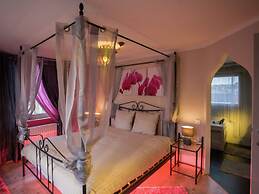 Very Nice Manor House in North African Atmosphere