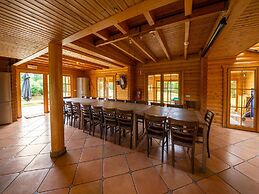 Spacious Chalet Surrounded by Nature in Durbuy