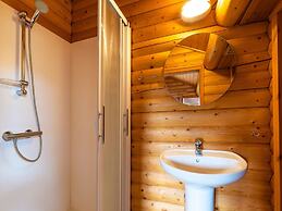 Spacious Chalet Surrounded by Nature in Durbuy