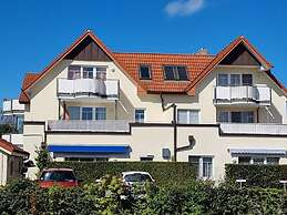 Kommodig Utkiek Modern Retreat