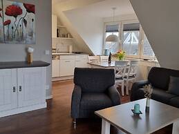 Kommodig Utkiek Modern Retreat