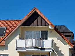 Kommodig Utkiek Modern Retreat