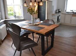 Konnyskoje Modern Retreat