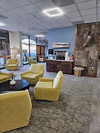 Grand Smokies Resort Lodge